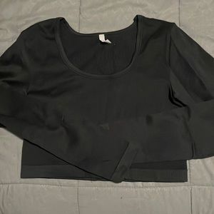 SO cropped long sleeve